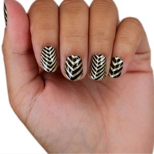 Color Street: Drop The Ball *Retired*